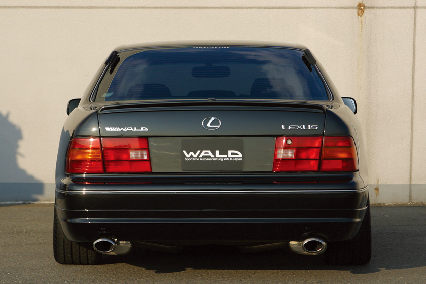 WALD Executive Line Toyota Celsior UCF20/21 M/C before — black Celsior rear view with WALD rear skirt, WALD badging and polished dual exhaust outlets