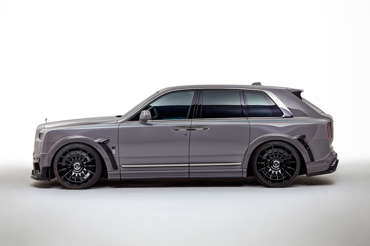 Rolls-Royce Cullinan Series II WALD body kit — side profile with WALD door panels and forged wheels