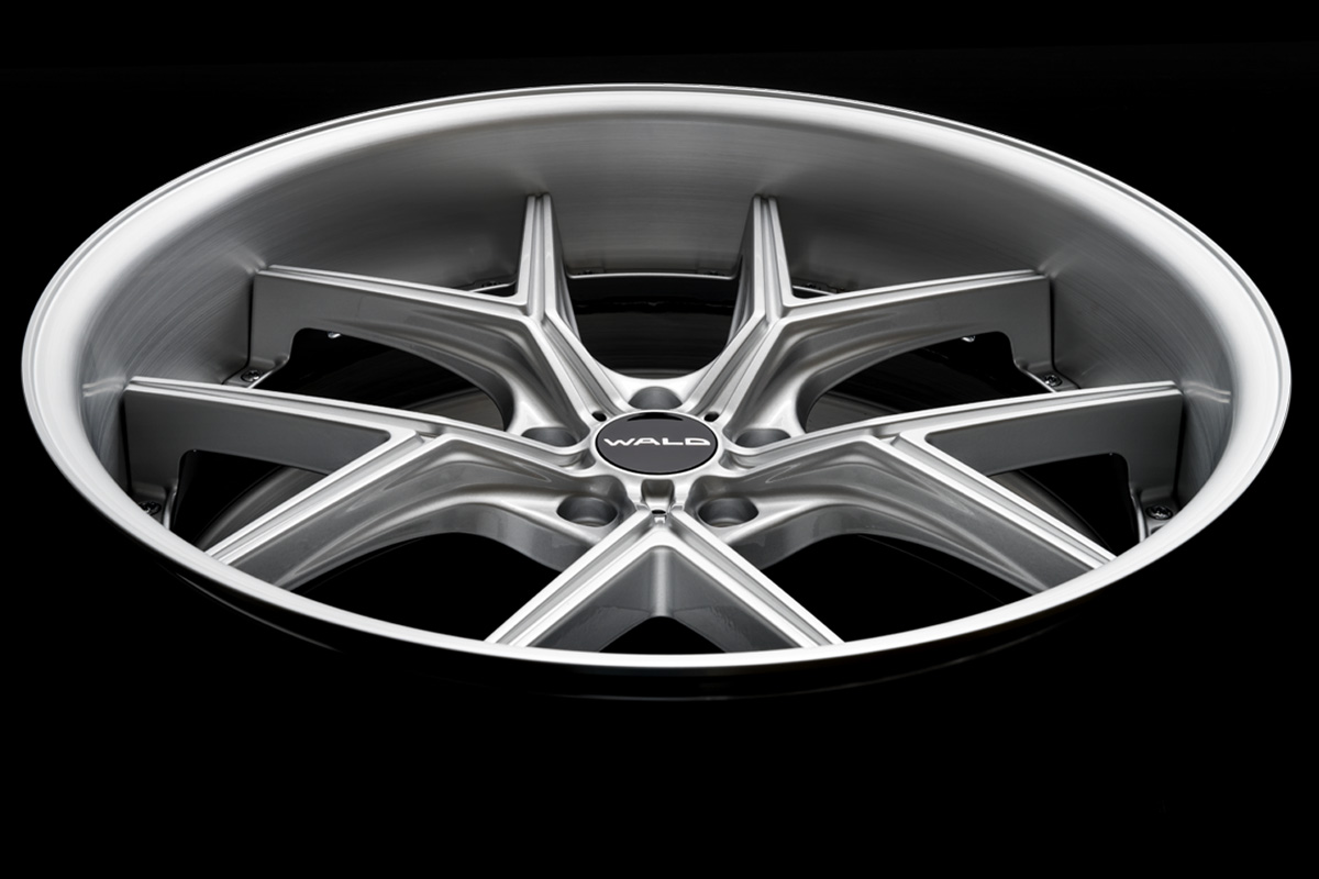 Face-on view of the WALD ILLIMA I 12F 2-piece forged wheel in ILLIMA Silver