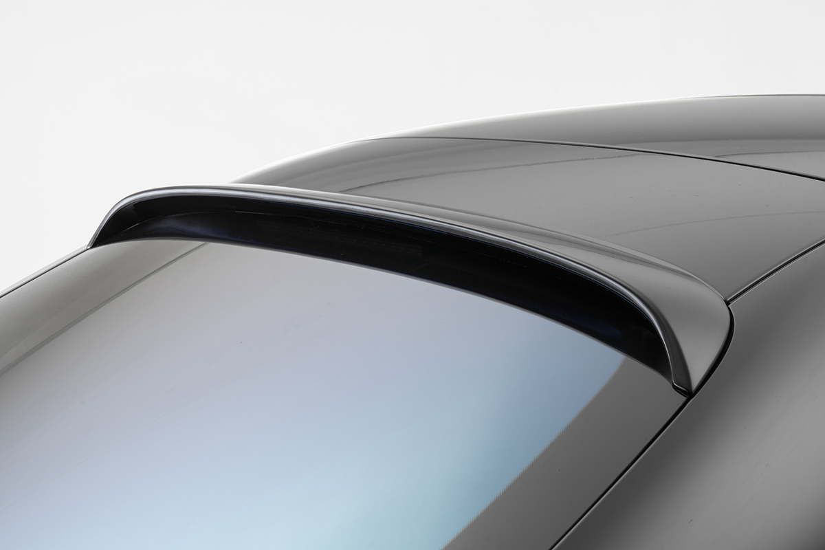 WALD W223 roof spoiler detail on the Mercedes-Benz S-Class AMG Line