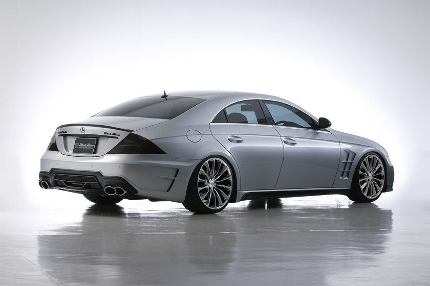 WALD Black Bison Mercedes-Benz CLS C219 rear three-quarter view with boot spoiler, rear bumper spoiler and quad exhaust tips