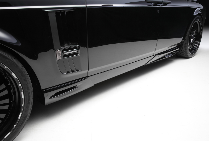 WALD Rolls-Royce Phantom 7 Series II side spats detail along the lower body