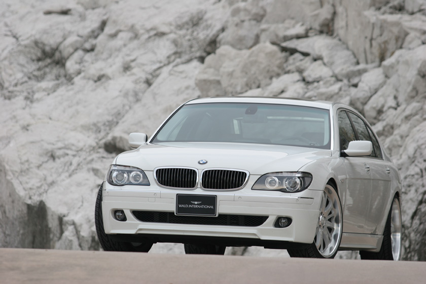 WALD BMW E65 E66 Sports Line low front view of white BMW 7 Series with WALD front lip spoiler