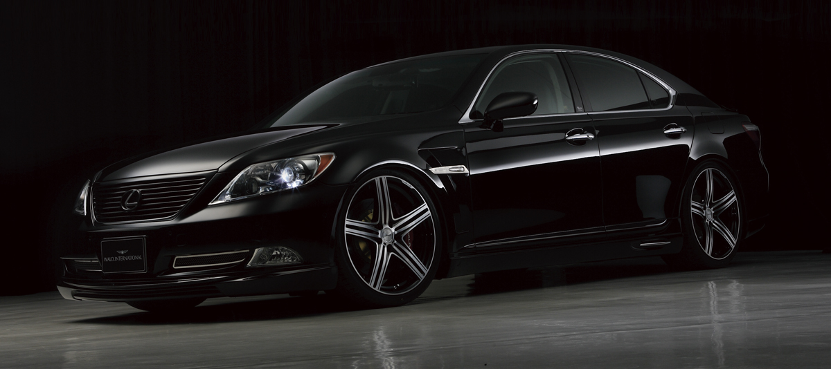 WALD Executive Line V1 Lexus LS460 in black with WALD front spoiler, side skirts and rear skirt