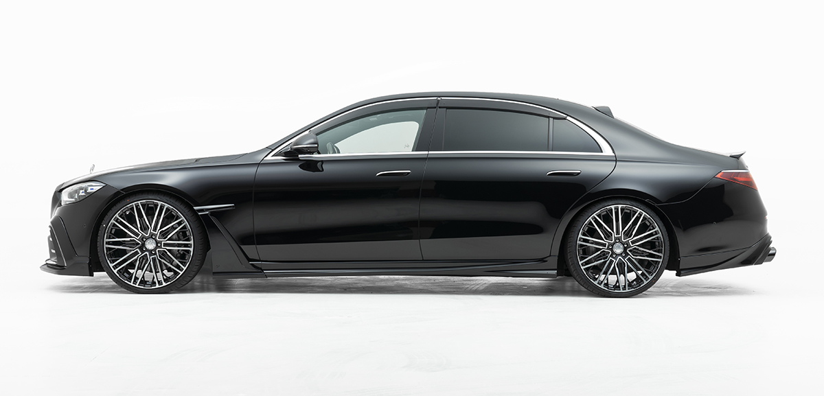 WALD W223 side skirts — full side profile of the Mercedes S-Class AMG Line W223