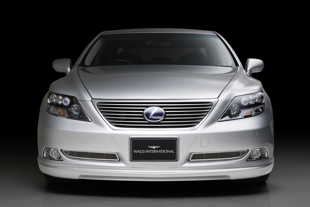 WALD Executive Line V2 Lexus LS600h head-on front studio view with the pointed ABS WALD front spoiler