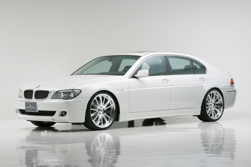 WALD BMW 7 Series E65 E66 Sports Line body kit 2005–2008 — white saloon front three-quarter studio view