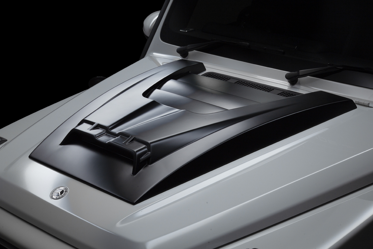 WALD G-Class W463A Black Bison bonnet scoop cover detail — sculpted bonnet scoop on Mercedes-AMG G63 bonnet