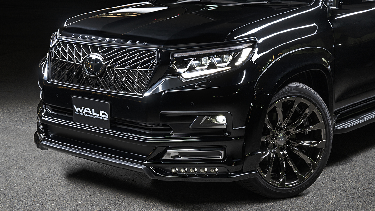 WALD Black Bison Edition Prado 150 front spoiler detail with plated chrome garnish and LEDSL10P LED lamps