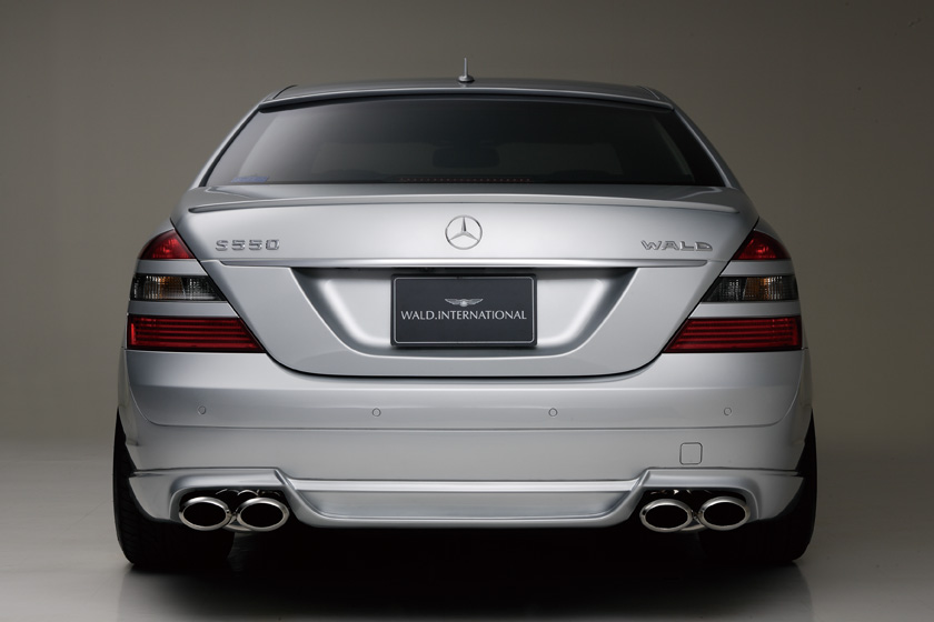 WALD Mercedes-Benz S-Class W221 rear view with boot spoiler, rear skirt and twin 240 mm exhaust tips
