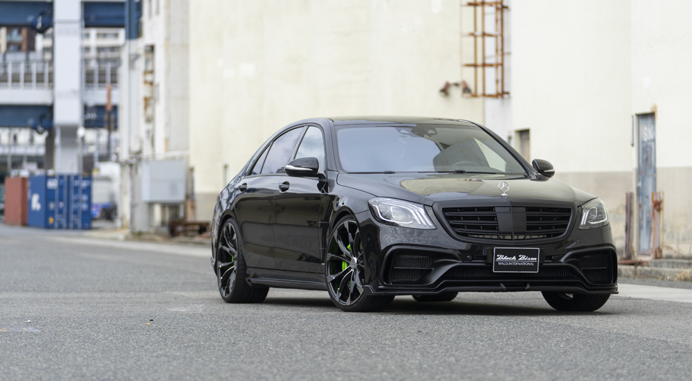 Black WALD Mercedes-Benz S-Class W222 Black Bison front view with sports fender ducts