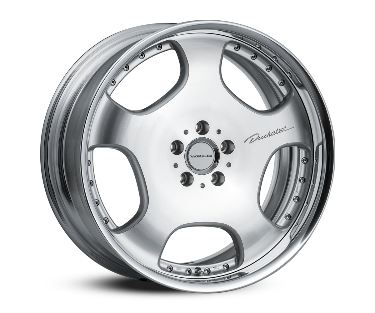 WALD Duchatlet II D22C 2-piece wheel in Silver Polish with Alumite rim, full face studio view