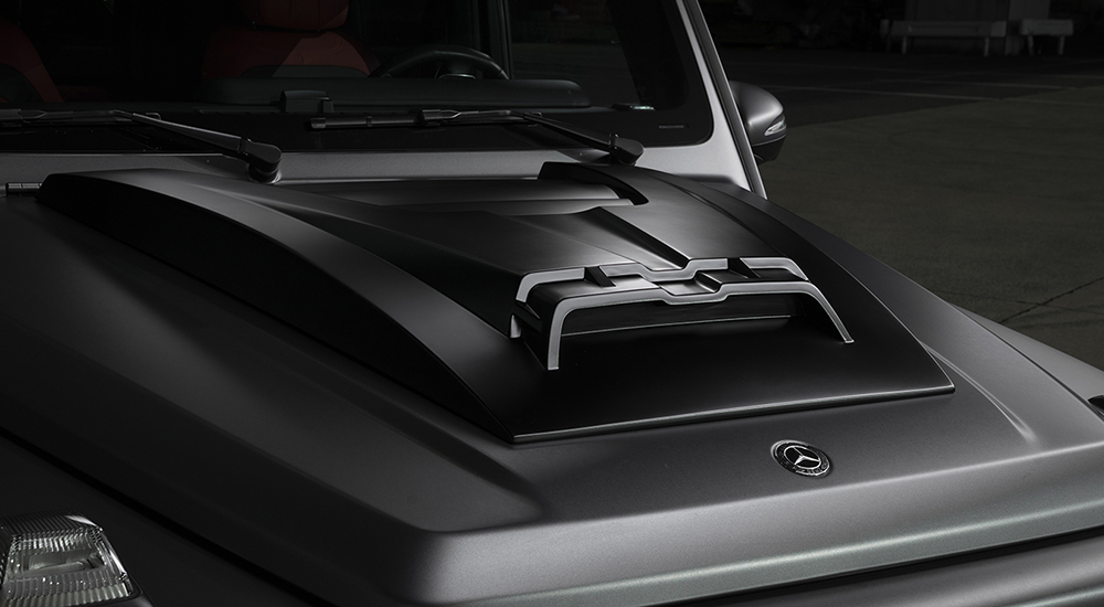 WALD Mercedes G63 W463A bonnet scoop cover detail on Sports Line bonnet