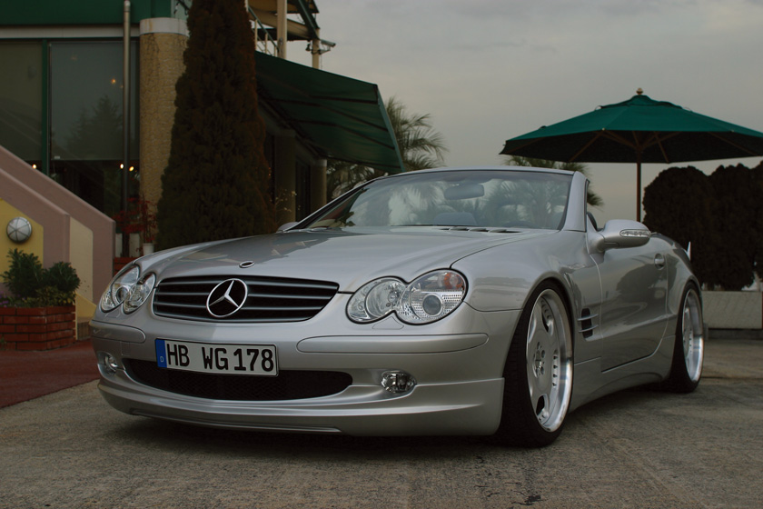 WALD Mercedes-Benz SL-Class R230 head-on front view with Executive Line front spoiler