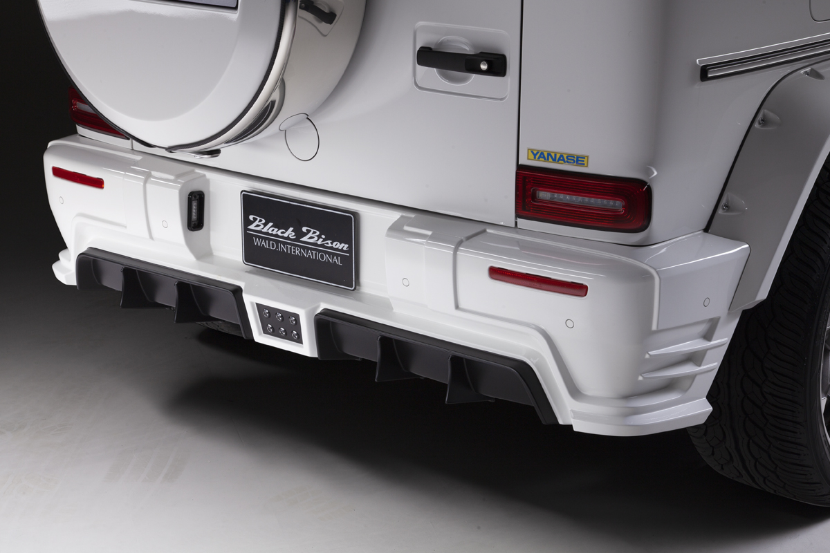 WALD G-Class W463A Black Bison rear skirt detail — ABS rear skirt with diffuser fins and LED lamp LEDBVL10P