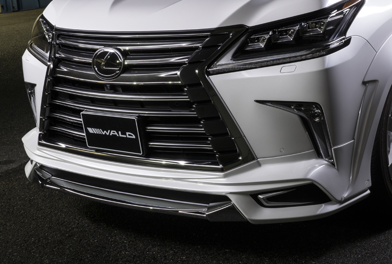 WALD Lexus LX570 front spoiler detail — ABS front spoiler with chrome plated garnish and wide arch edge