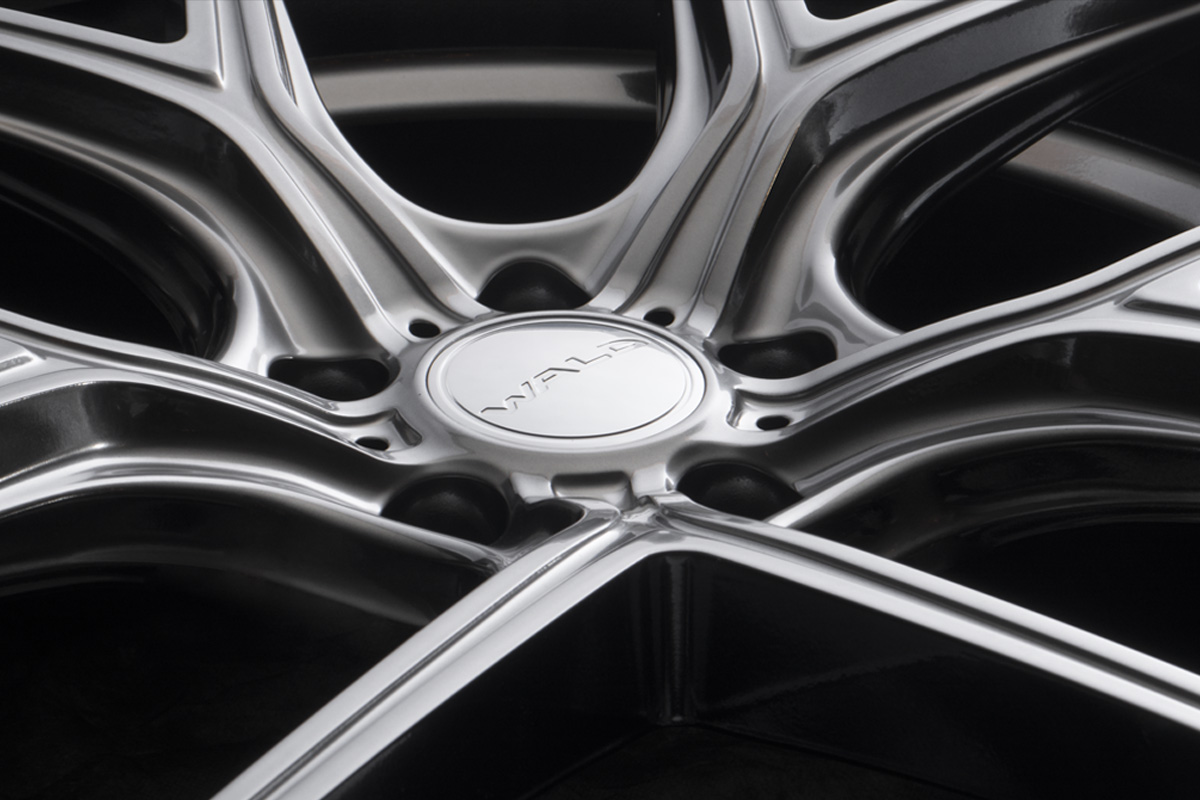 Centre cap and spoke detail of the WALD ILLIMA I11C 1-piece wheel