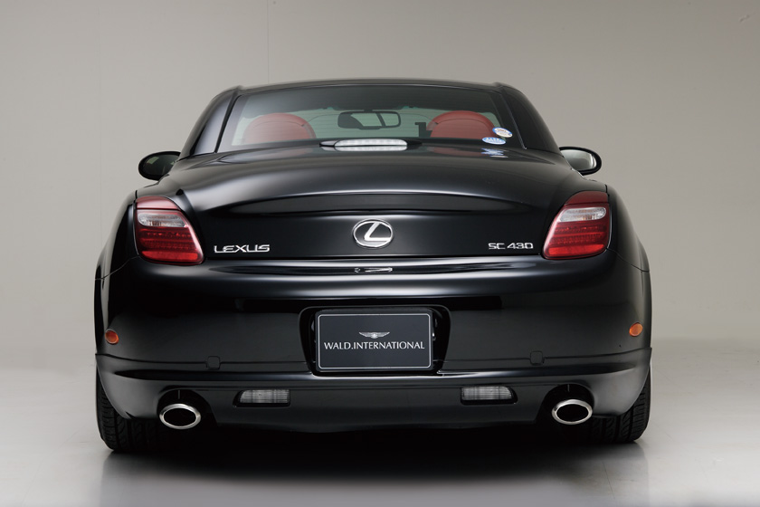 WALD Lexus SC430 UZZ40 rear styling — head-on rear view with WALD rear skirt and twin exhaust outlets