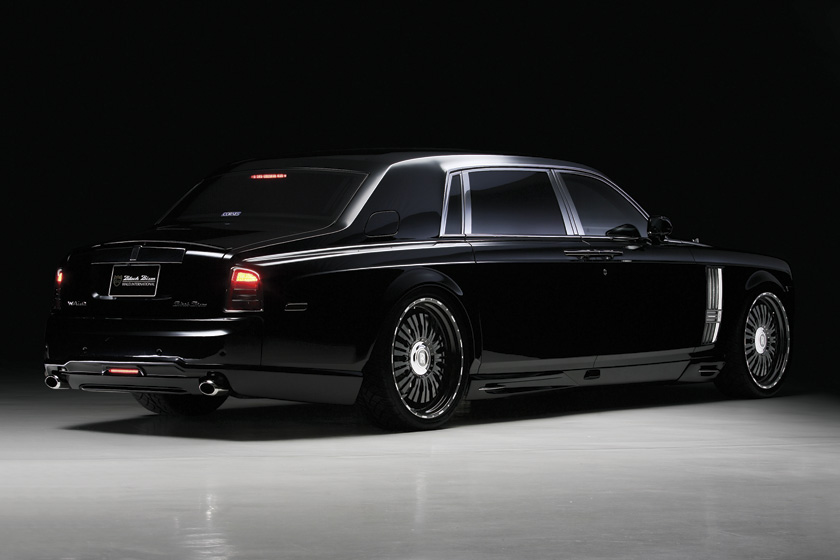 Rolls-Royce Phantom 7 Series I WALD Black Bison Edition — rear three-quarter view with boot spoiler and rear bumper spoiler