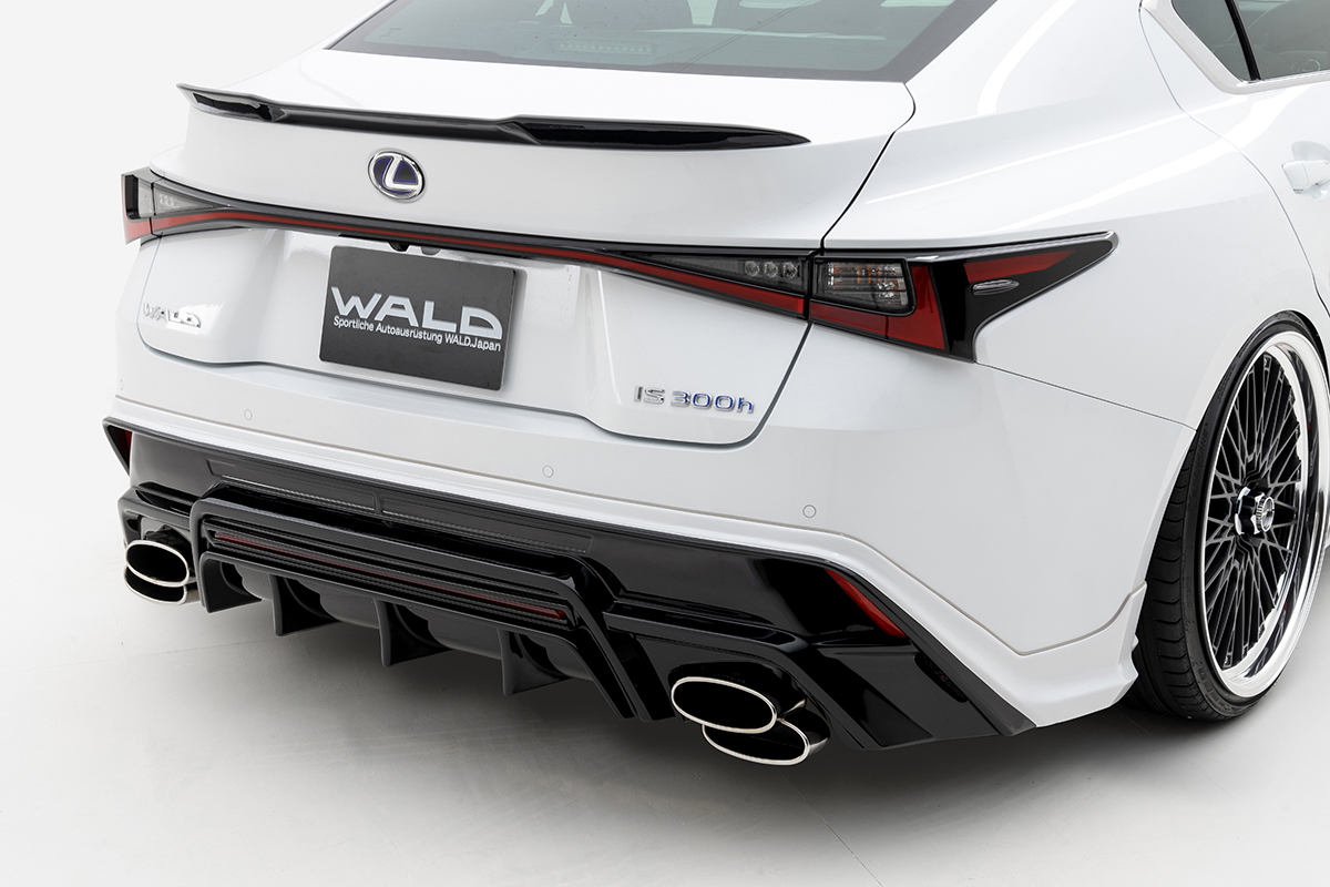 WALD Lexus IS300h rear skirt detail with stainless steel exhaust tips and boot spoiler
