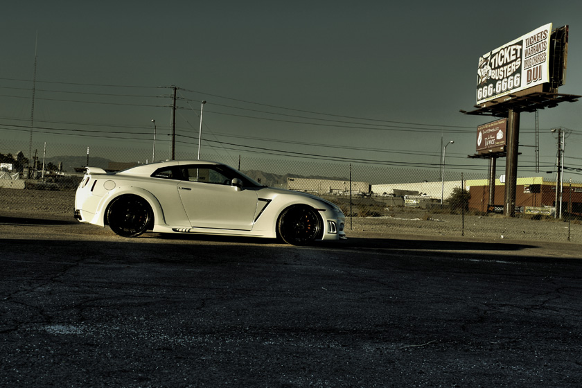 White WALD Black Bison GT-R R35 side profile showing side skirts and wide arches