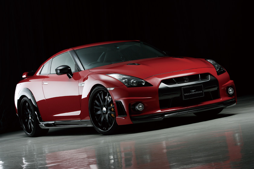 Red WALD Black Bison GT-R R35 studio front three-quarter view with multi-spoke wheels
