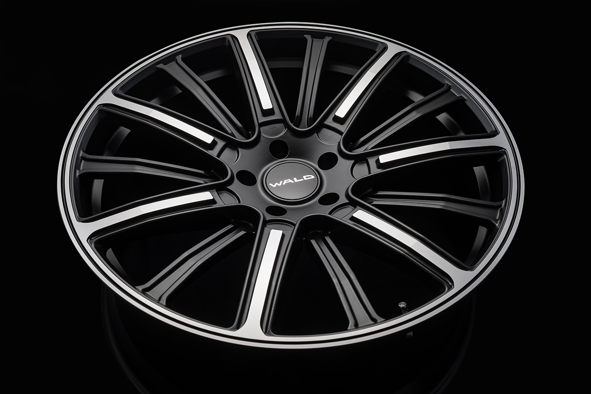 WALD P31C Matte Black Polish wheel photographed at an angle in the studio