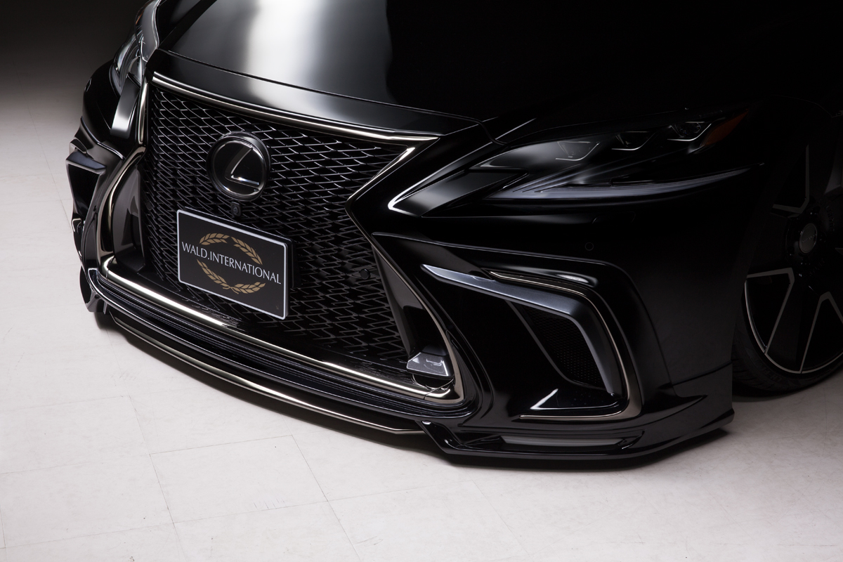 WALD Lexus LS500 F SPORT front spoiler detail with smoked chrome garnish and duct cover