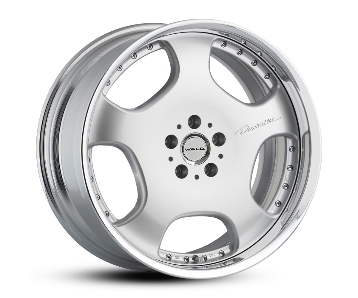 WALD Duchatlet II D22C 2-piece wheel in Silver with Alumite rim, full face studio view