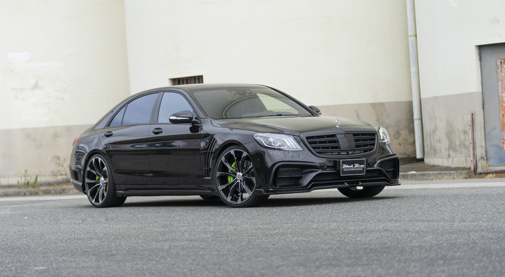 Black WALD Black Bison Mercedes-Benz S-Class W222 front three-quarter view with front bumper spoiler