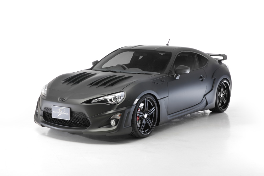 WALD Toyota 86 ZN6 Sports Line front three-quarter studio view with front spoiler, wide arch package and aero bonnet