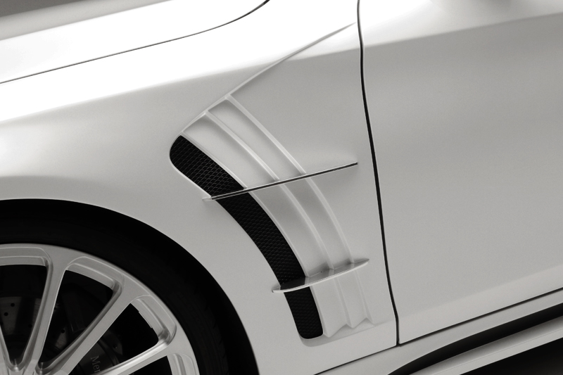 WALD Mercedes-Benz S-Class W222 front fender duct close-up with aluminium fins and mesh