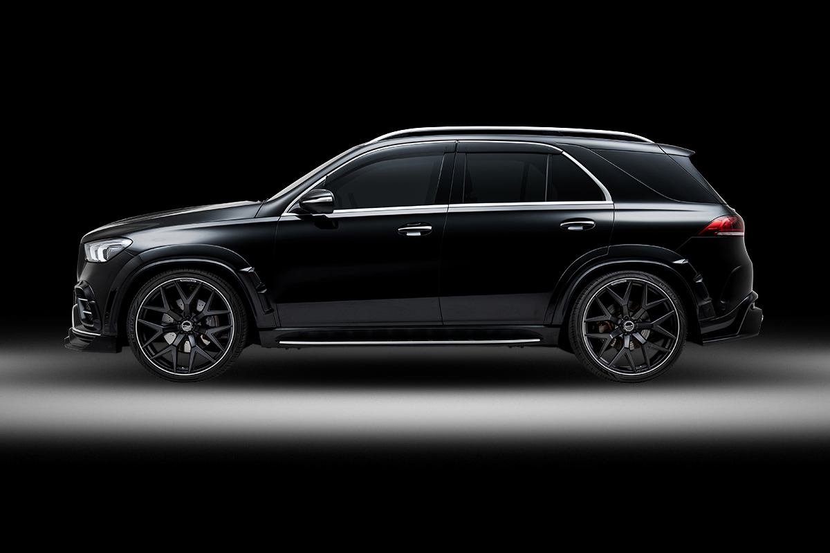 Mercedes GLE-Class W167 WALD Black Bison side profile showing wide arch package and 22-inch wheels