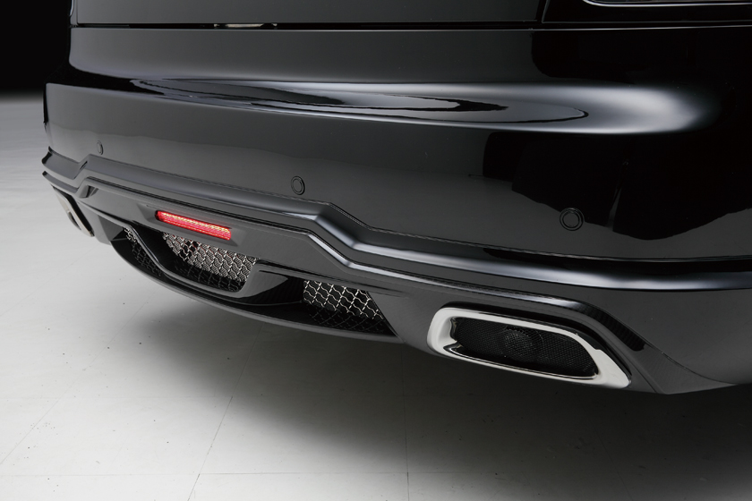 WALD rear bumper spoiler detail with LEDB6301 lamp, mesh and exhaust tip — Rolls-Royce Phantom Coupé